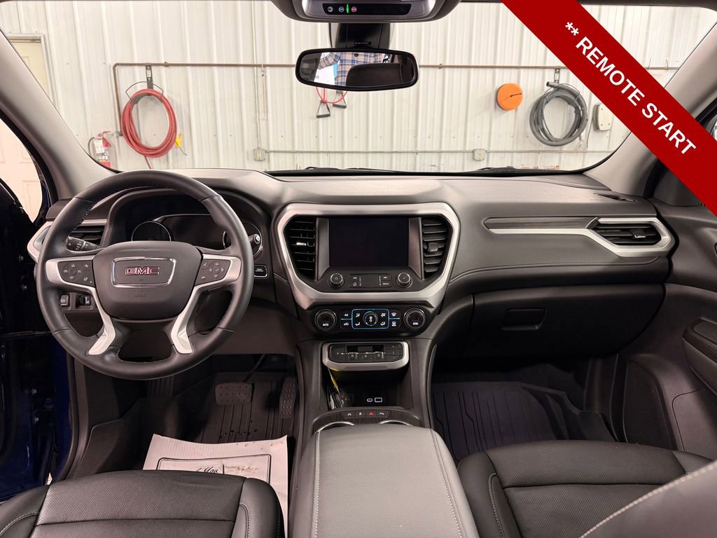 Used 2023 GMC Acadia SLT w/ Technology Package image 16