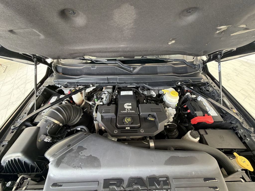 Used 2024 RAM 3500 Laramie w/ Safety Group image 31