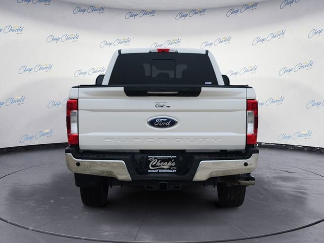 Used 2019 Ford F250 Lariat w/ Lariat Ultimate Package image 4
