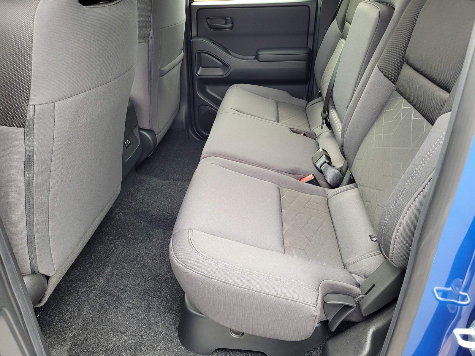 New 2026 Nissan Frontier SV w/ All-Weather Content Package image 7