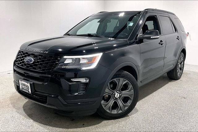 Used 2018 Ford Explorer Sport w/ Equipment Group 401A image 3