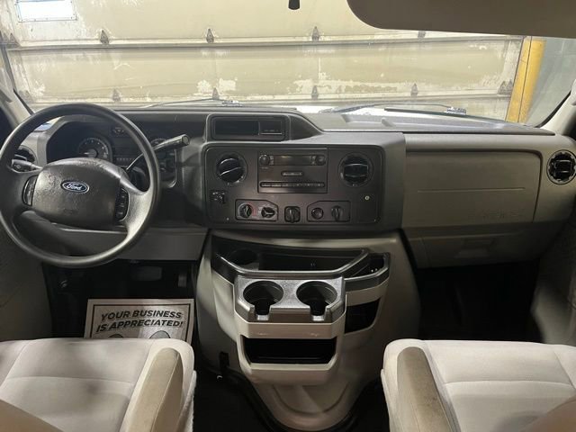 Used 2019 Ford E-350 and Econoline 350 Super Duty w/ Power Windows & Locks Group image 8