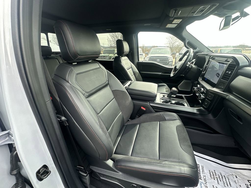 Used 2025 Ford F150 Raptor image 31