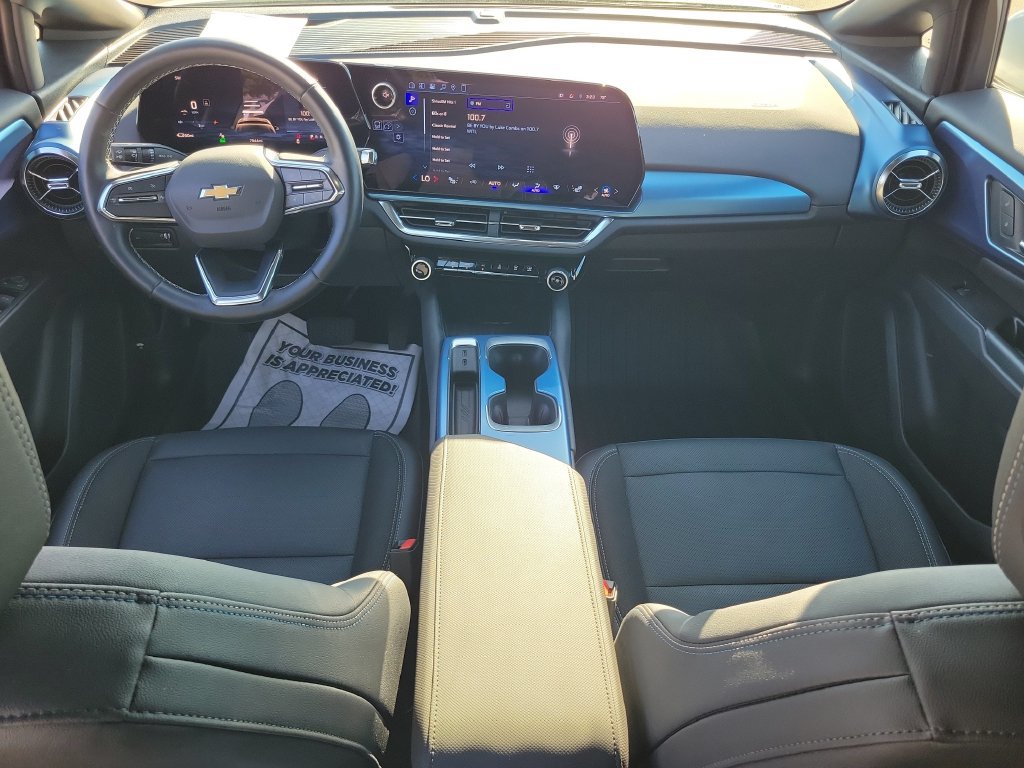 Certified 2025 Chevrolet Equinox EV LT w/ Convenience Package AWD/4WD image 30