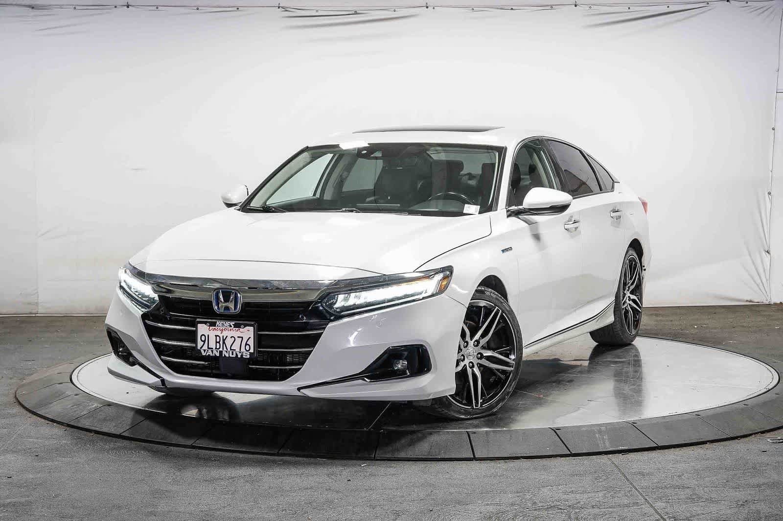 Used 2021 Honda Accord Touring video 1
