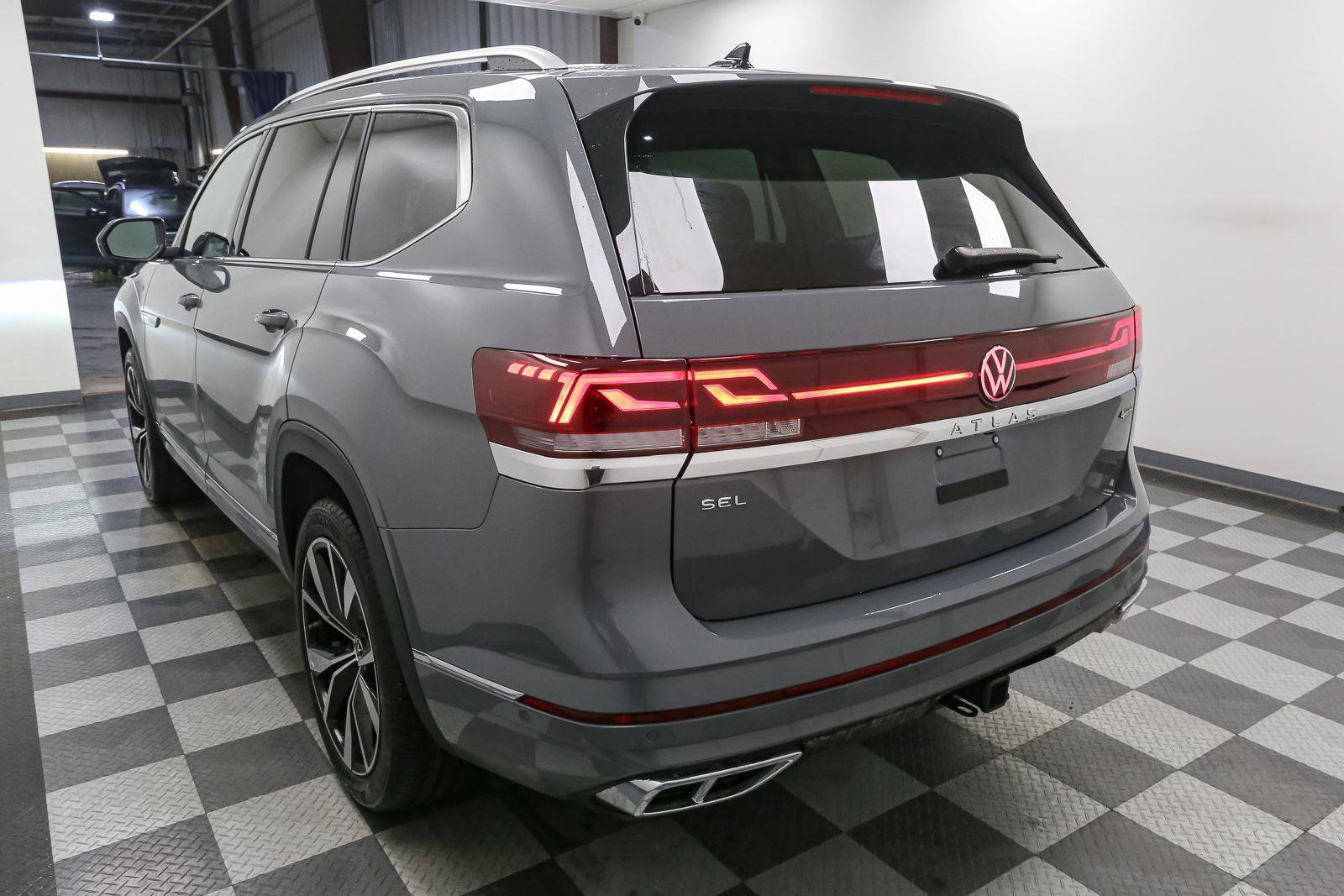 New 2026 Volkswagen Atlas SEL Premium R-Line image 10