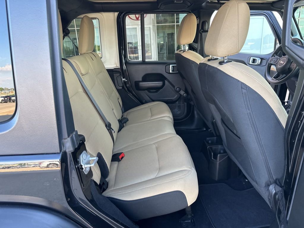 Used 2021 Jeep Wrangler Unlimited Sport image 17