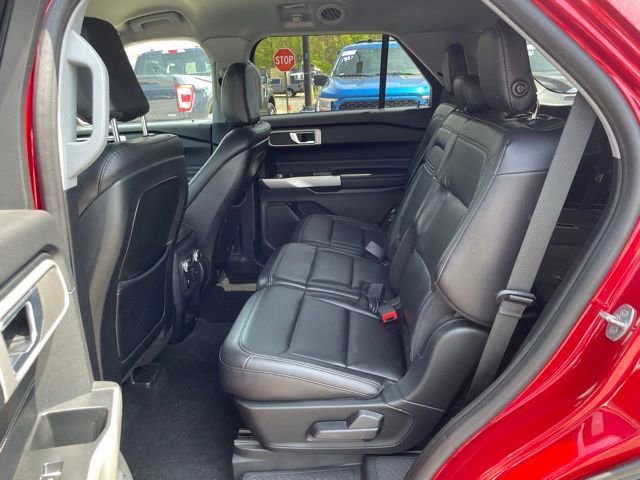 Certified 2020 Ford Explorer XLT w/ Equipment Group 202A AWD/4WD image 23