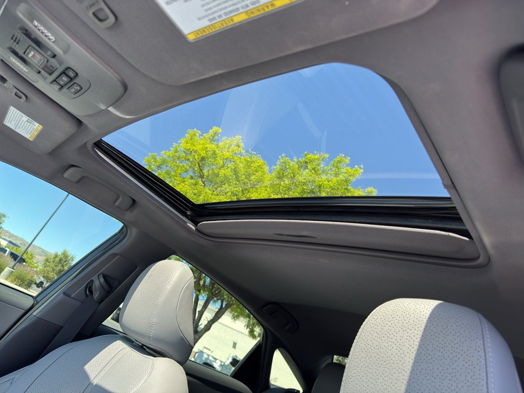 Used 2019 Toyota Avalon Limited w/ Advanced Safety Package FWD image 13