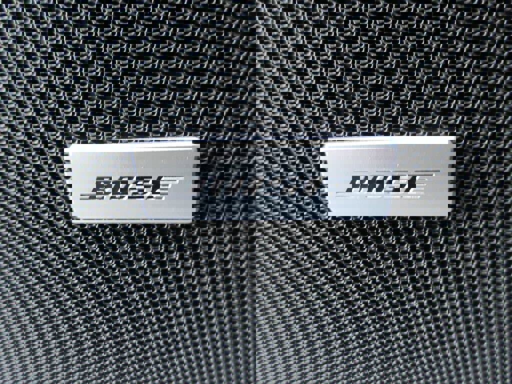 New 2026 Chevrolet Suburban LT image 25