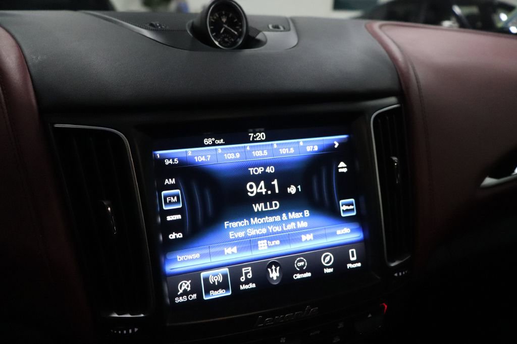 Used 2020 Maserati Levante GranSport image 32