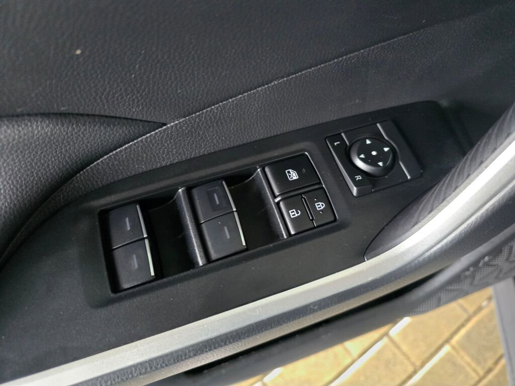 Used 2024 Toyota RAV4 XLE w/ Convenience Package AWD/4WD image 25