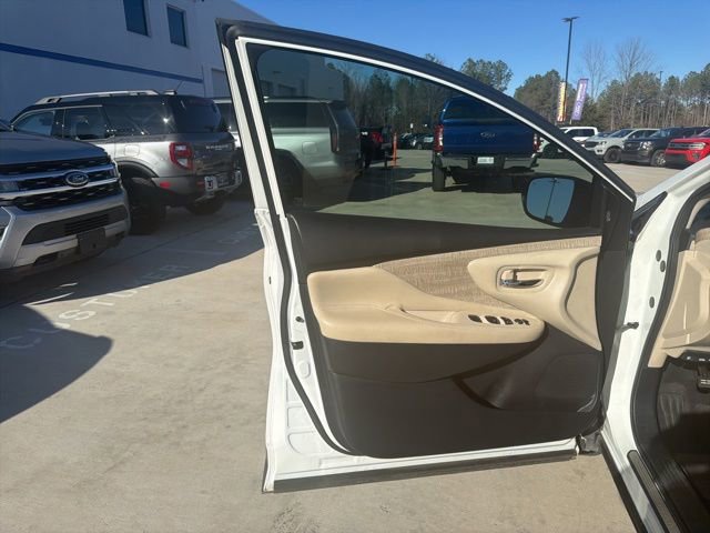 Used 2021 Nissan Murano SV image 23