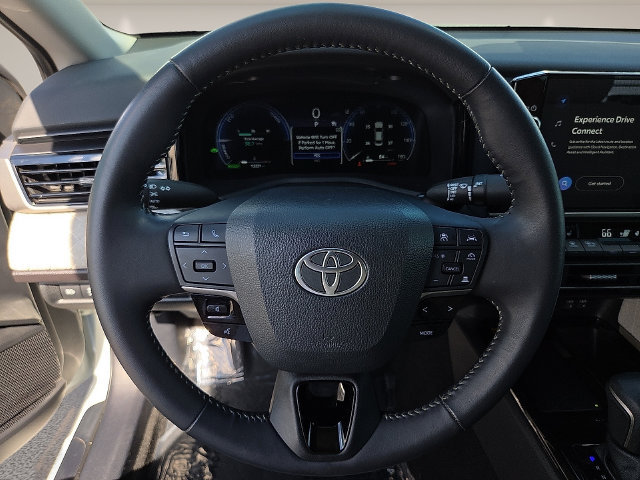 Used 2025 Toyota Camry XLE FWD image 20