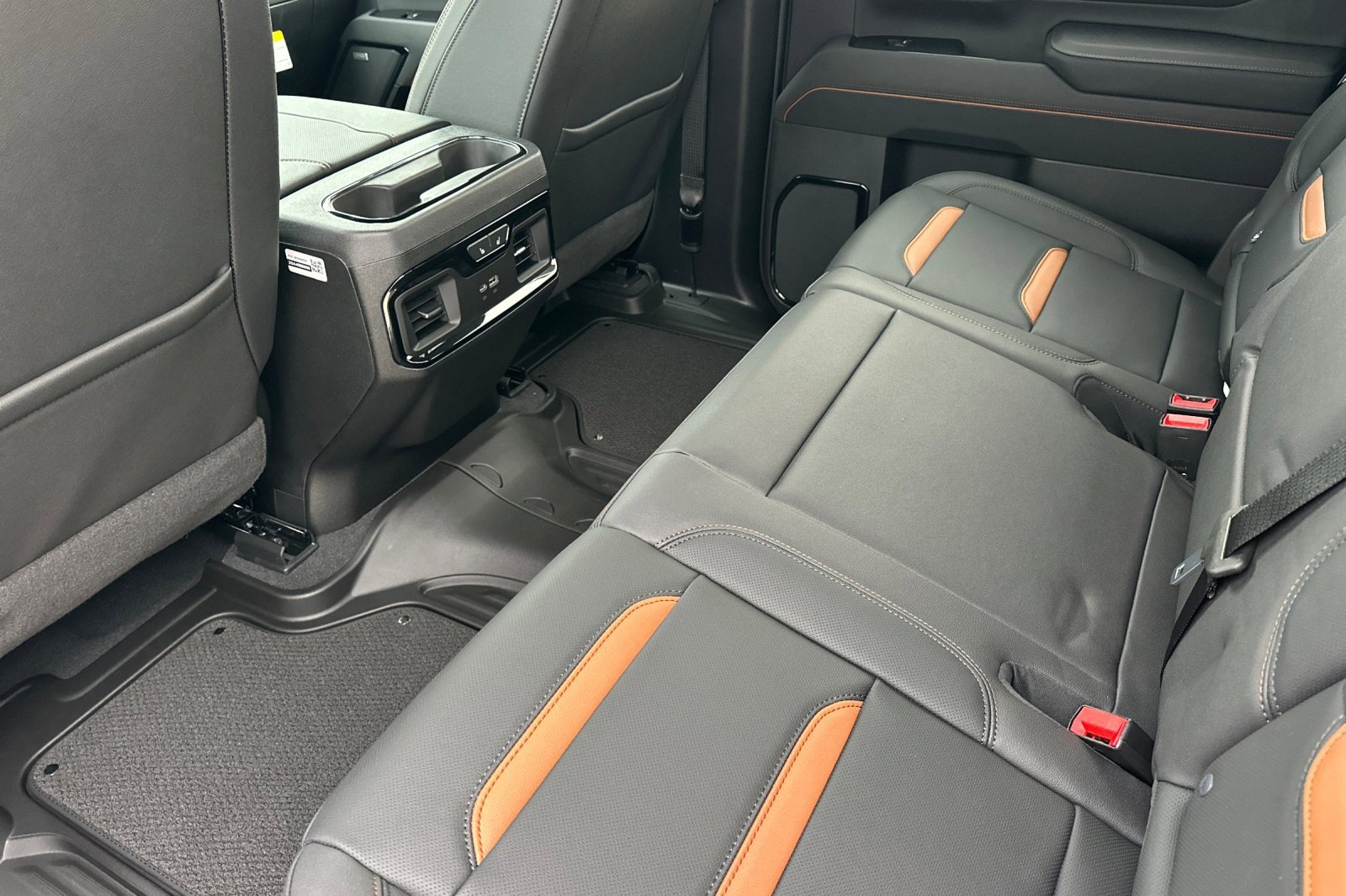 New 2026 GMC Sierra 3500 AT4 w/ AT4 Premium Plus Package image 13