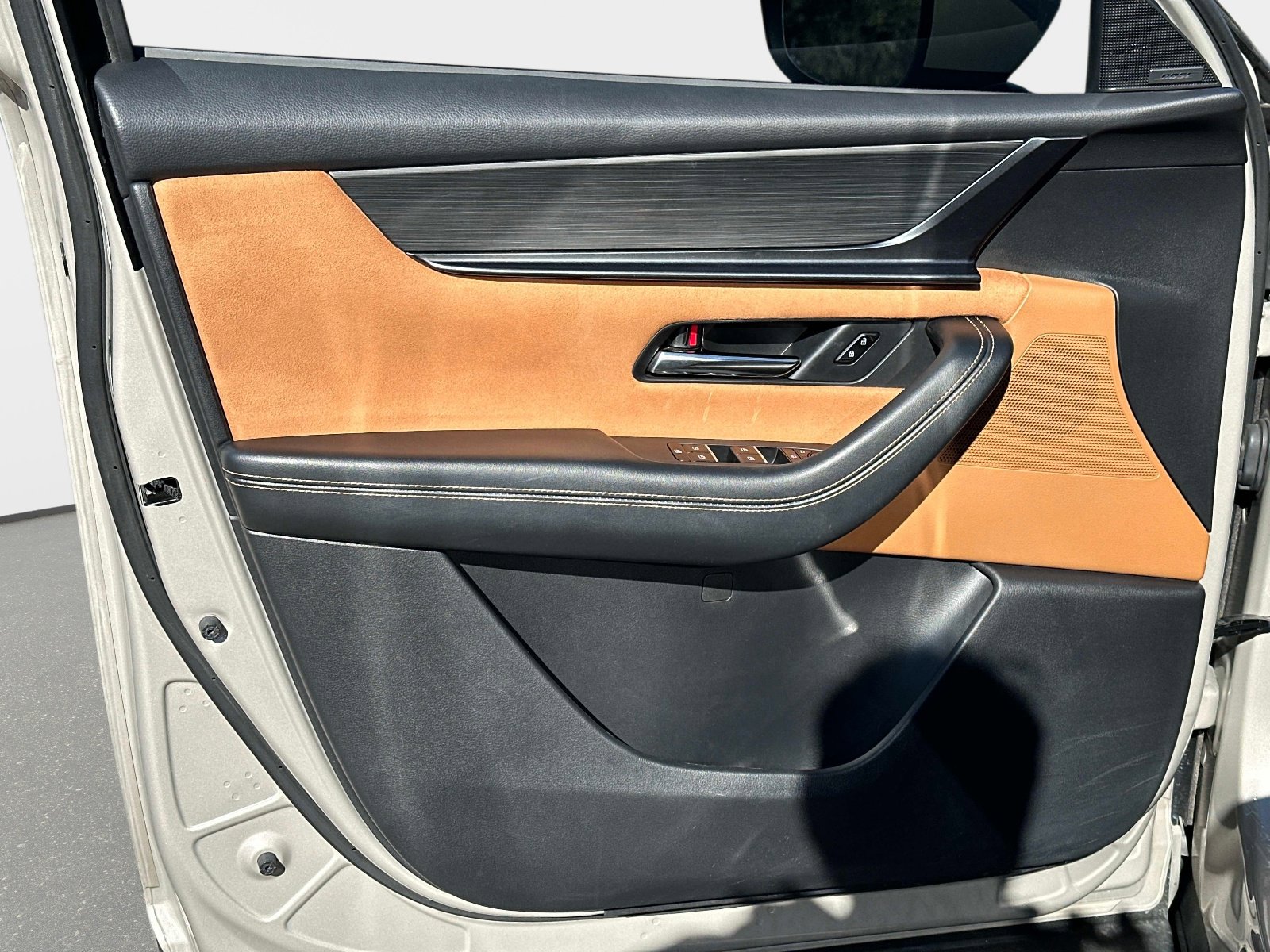 Used 2024 MAZDA CX-90 3.3 Turbo S w/ Premium Plus image 17