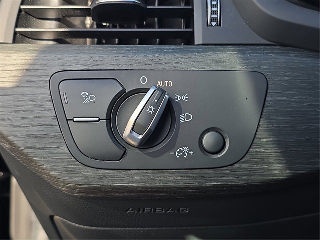 Used 2023 Audi A4 2.0T Premium Plus image 28