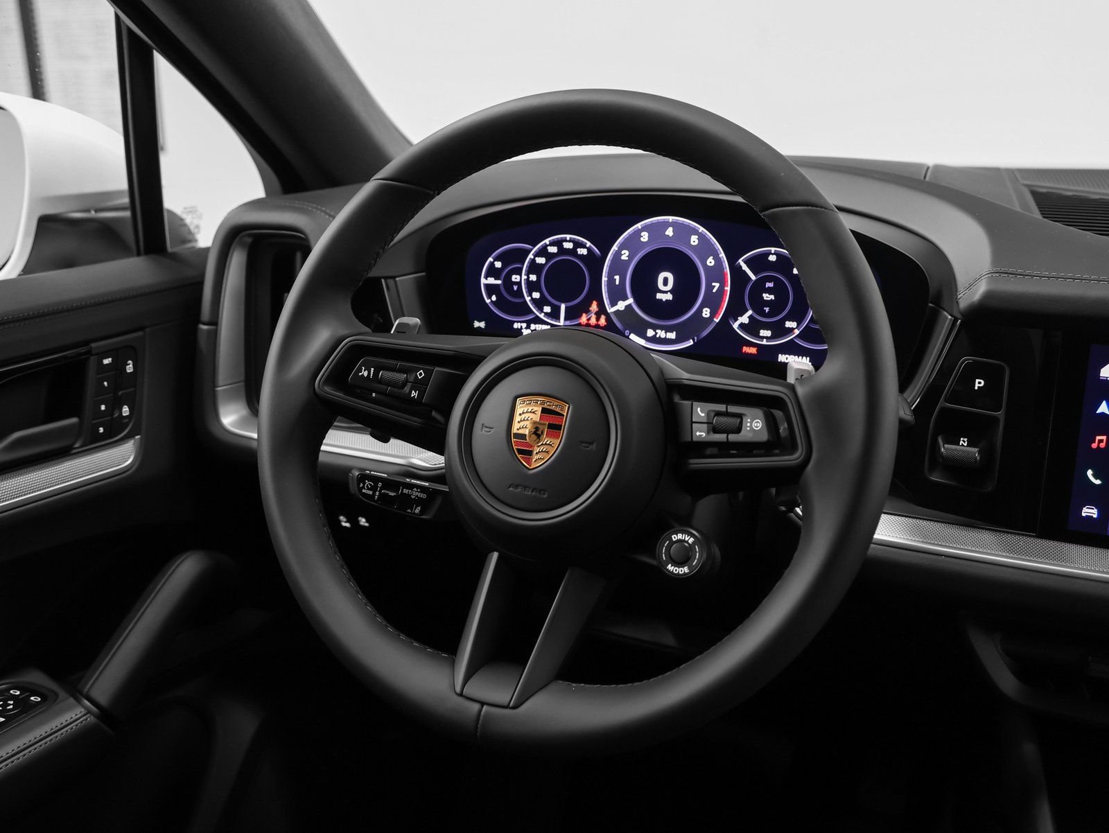 New 2026 Porsche Cayenne Coupe AWD/4WD image 31