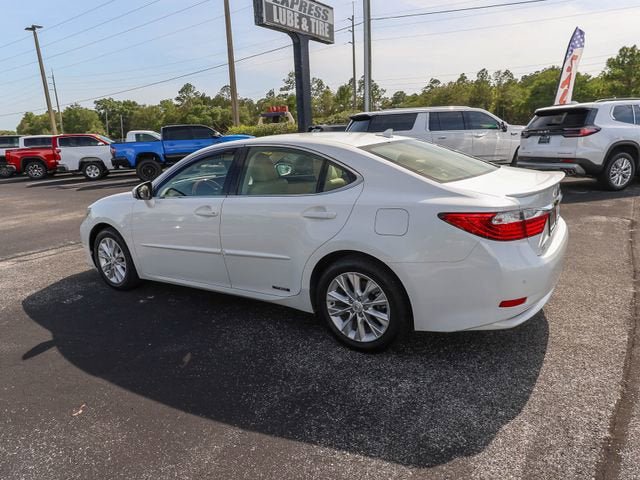 Used 2013 Lexus ES 300h FWD image 6