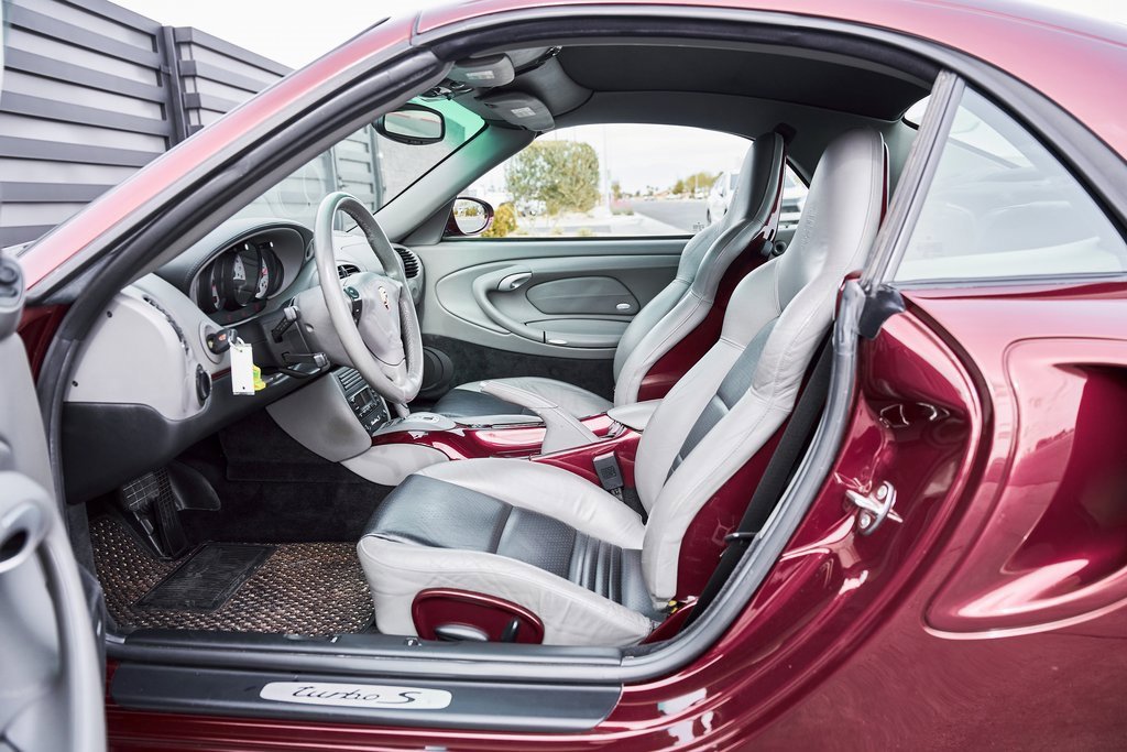 Used 2005 Porsche 911 Turbo image 31