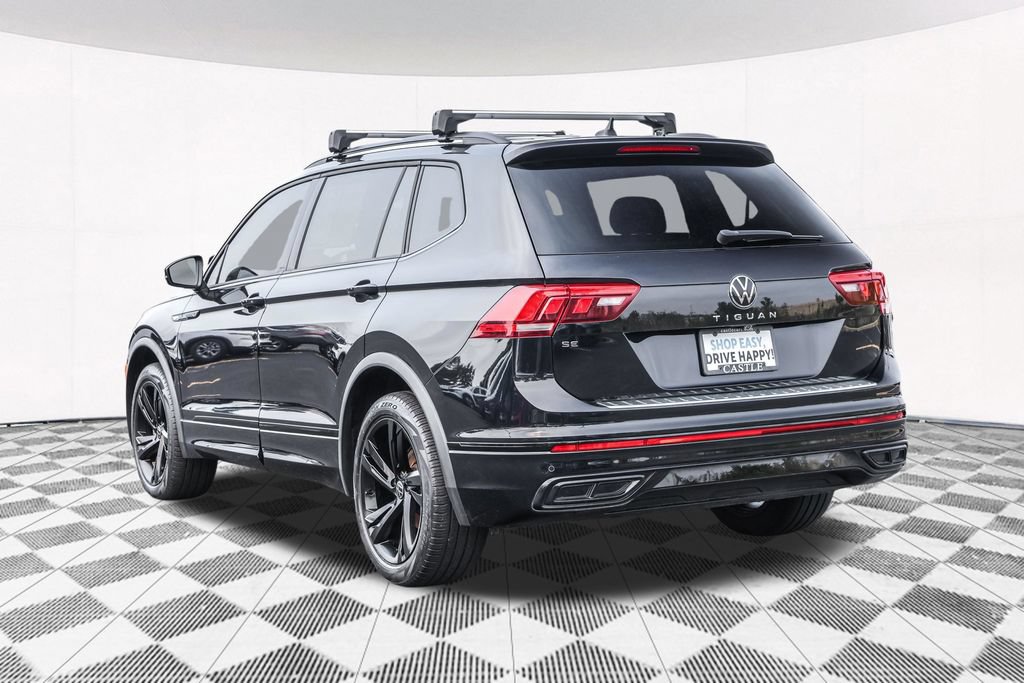 Used 2023 Volkswagen Tiguan SE R-Line FWD image 15