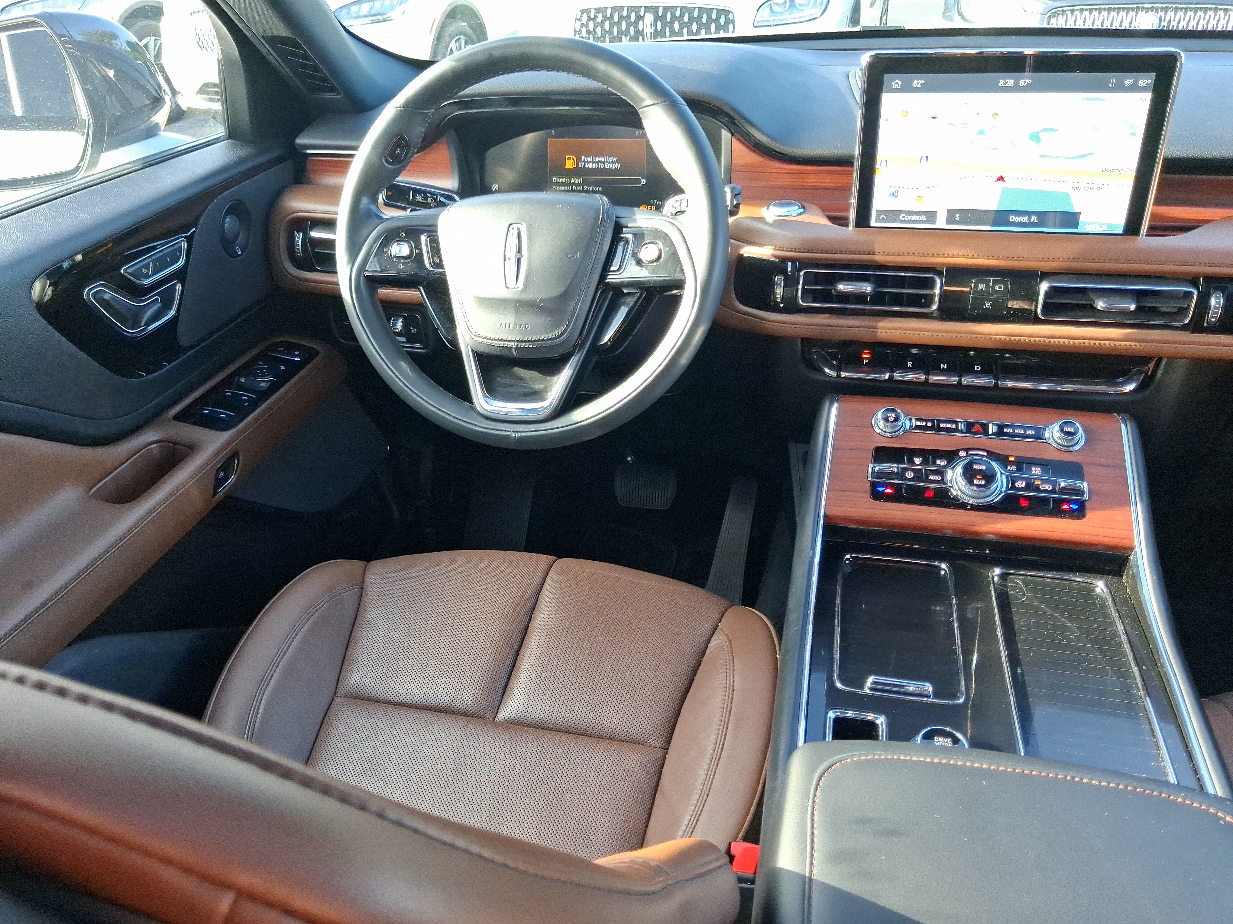 Certified 2023 Lincoln Aviator Reserve w/ Jet Package RWD image 8