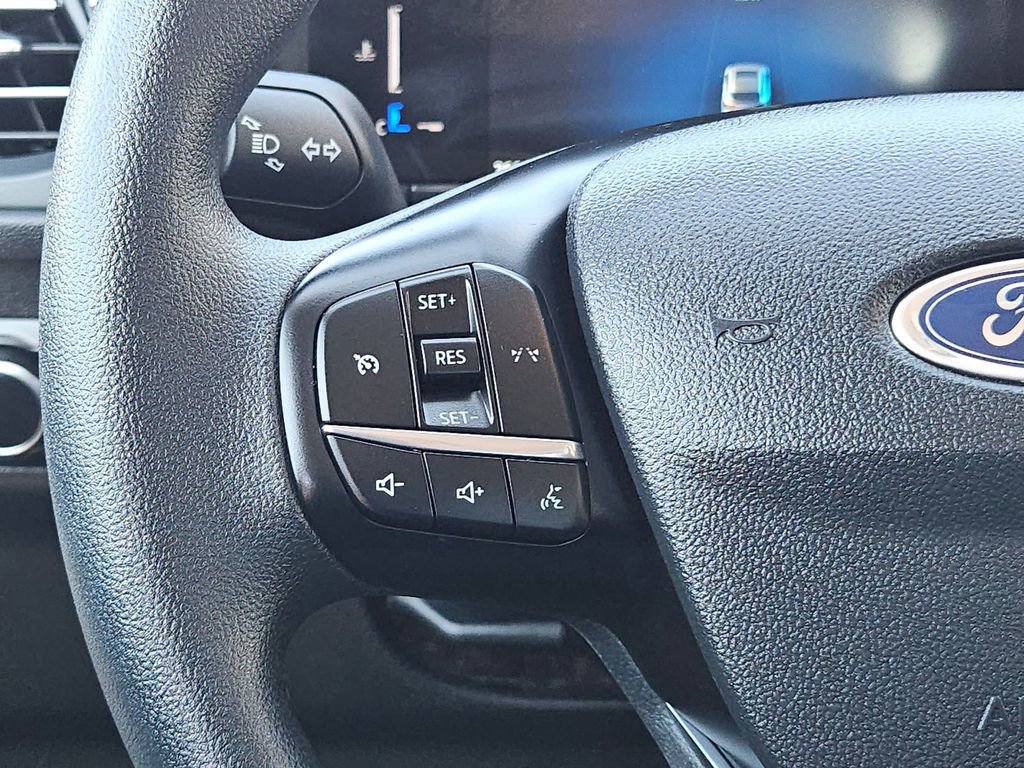 Used 2025 Ford Escape Active AWD/4WD image 24