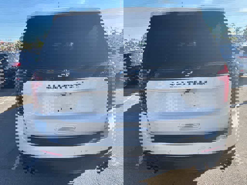 Used 2025 Chevrolet Suburban Z71 image 7