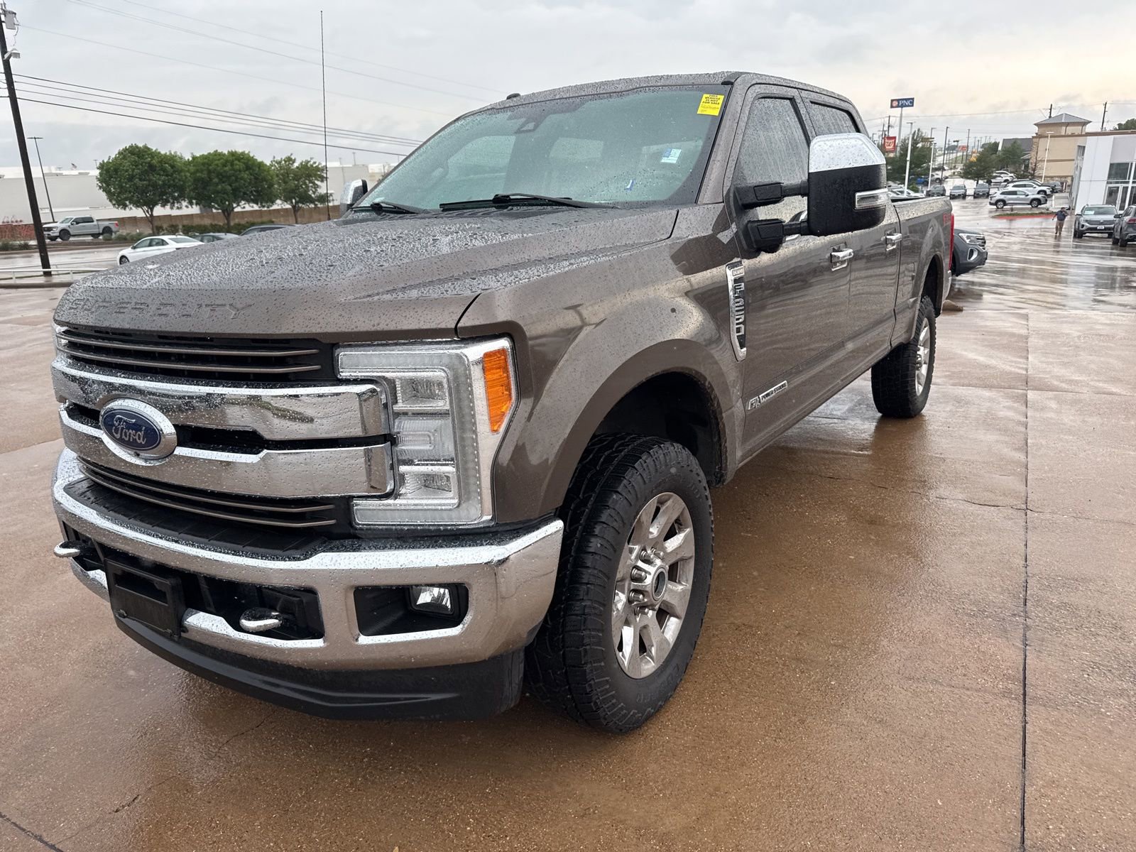 Used 2017 Ford F250 King Ranch w/ King Ranch Ultimate Package AWD/4WD image 3