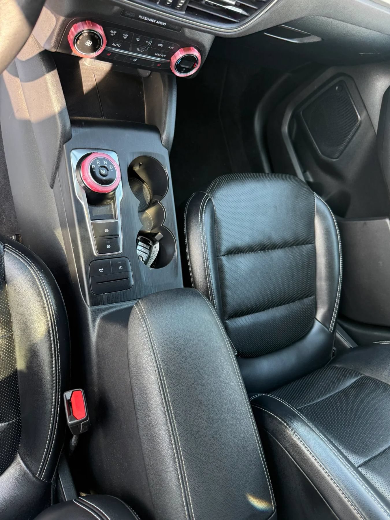 Used 2020 Ford Escape SEL AWD/4WD image 13