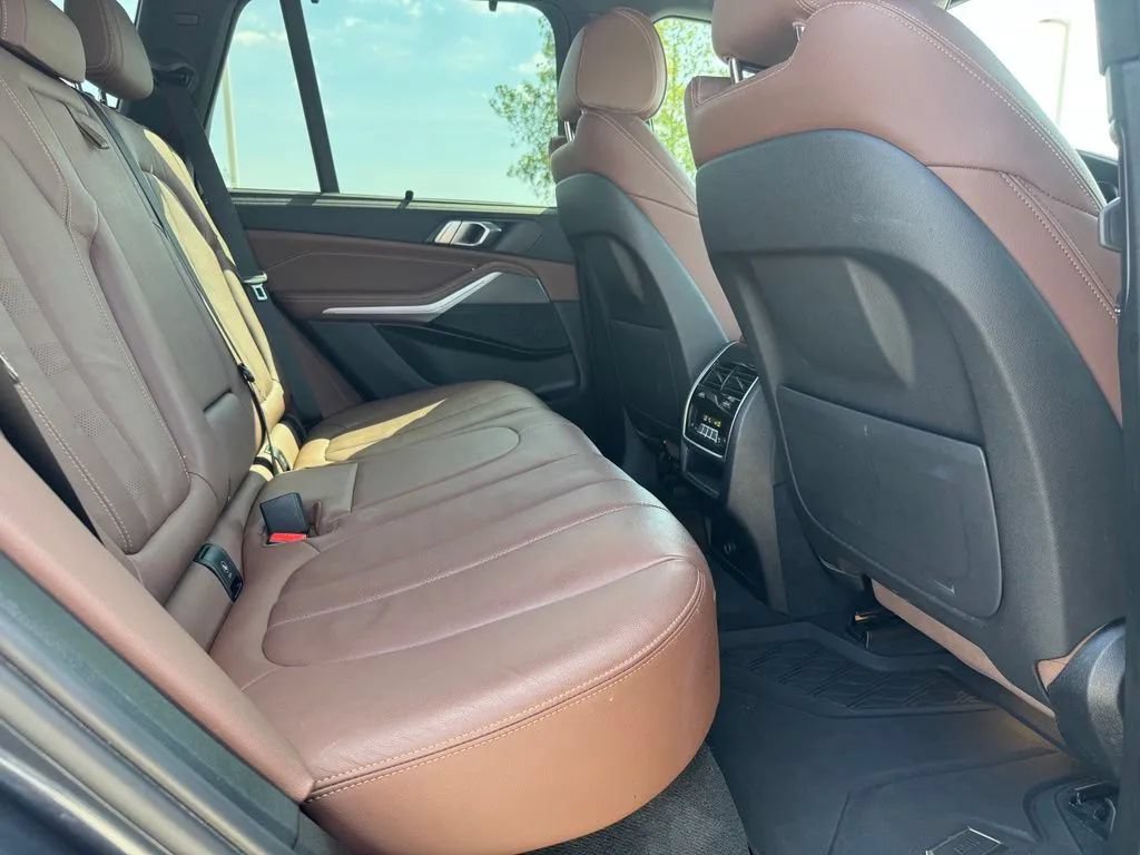 Used 2022 BMW X5 xDrive40i AWD/4WD image 17