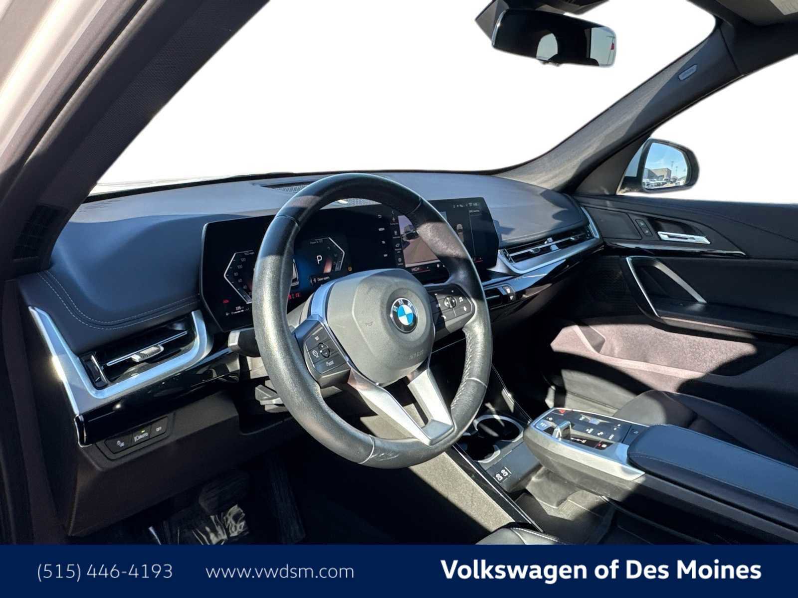 Used 2025 BMW X1 xDrive28i image 9
