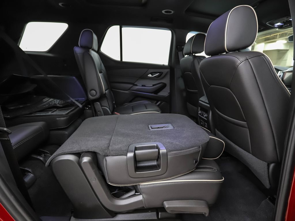 Used 2023 Chevrolet Traverse Premier w/ LPO, Floor Liner Package image 32