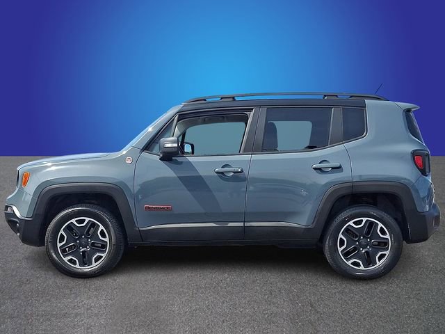 Used 2017 Jeep Renegade Trailhawk w/ Cold Weather Group II image 7