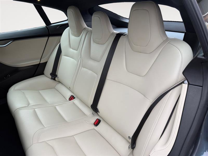 Used 2020 Tesla Model S Long Range Plus image 14