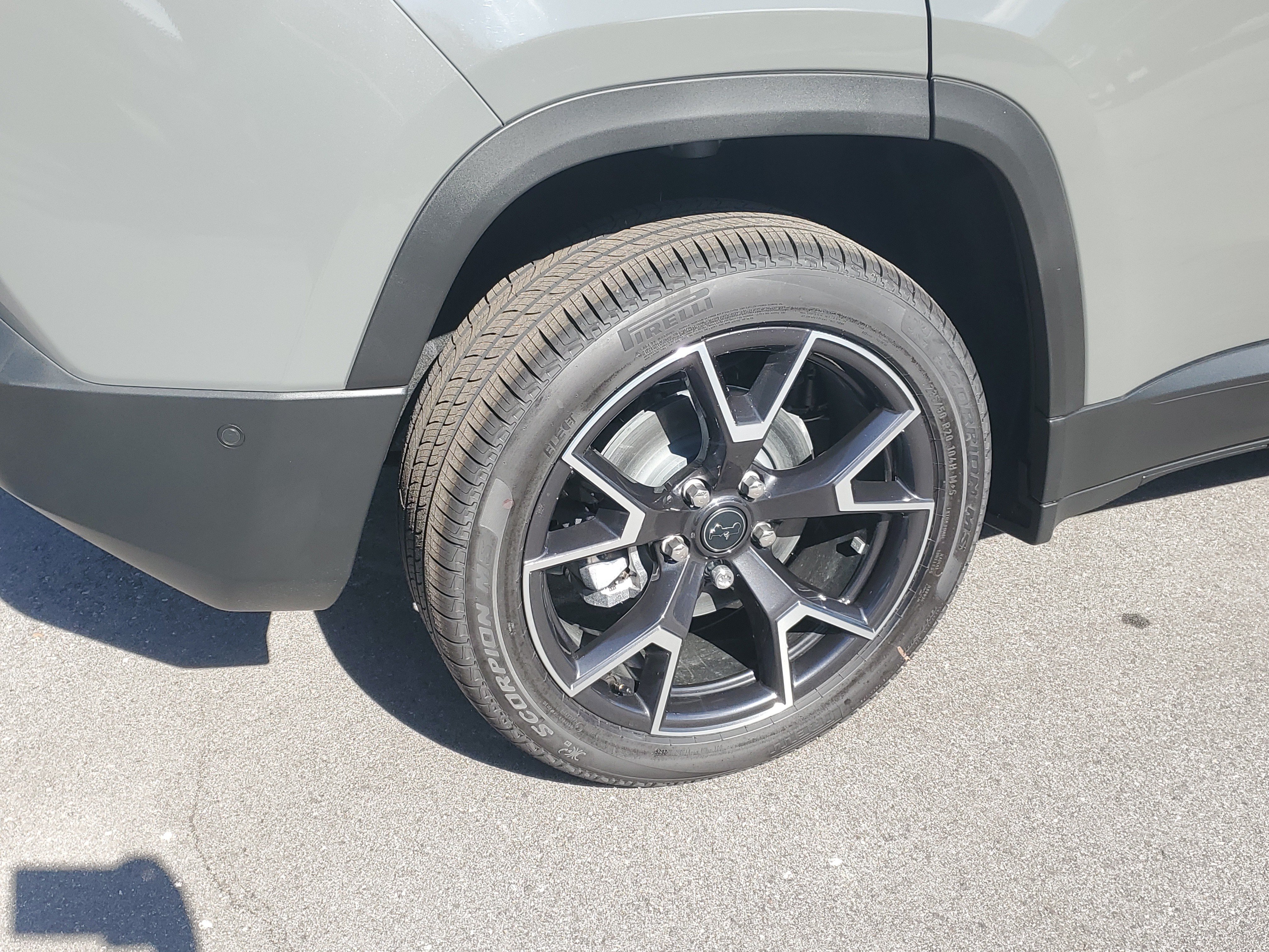New 2026 Jeep Cherokee Overland AWD/4WD image 6