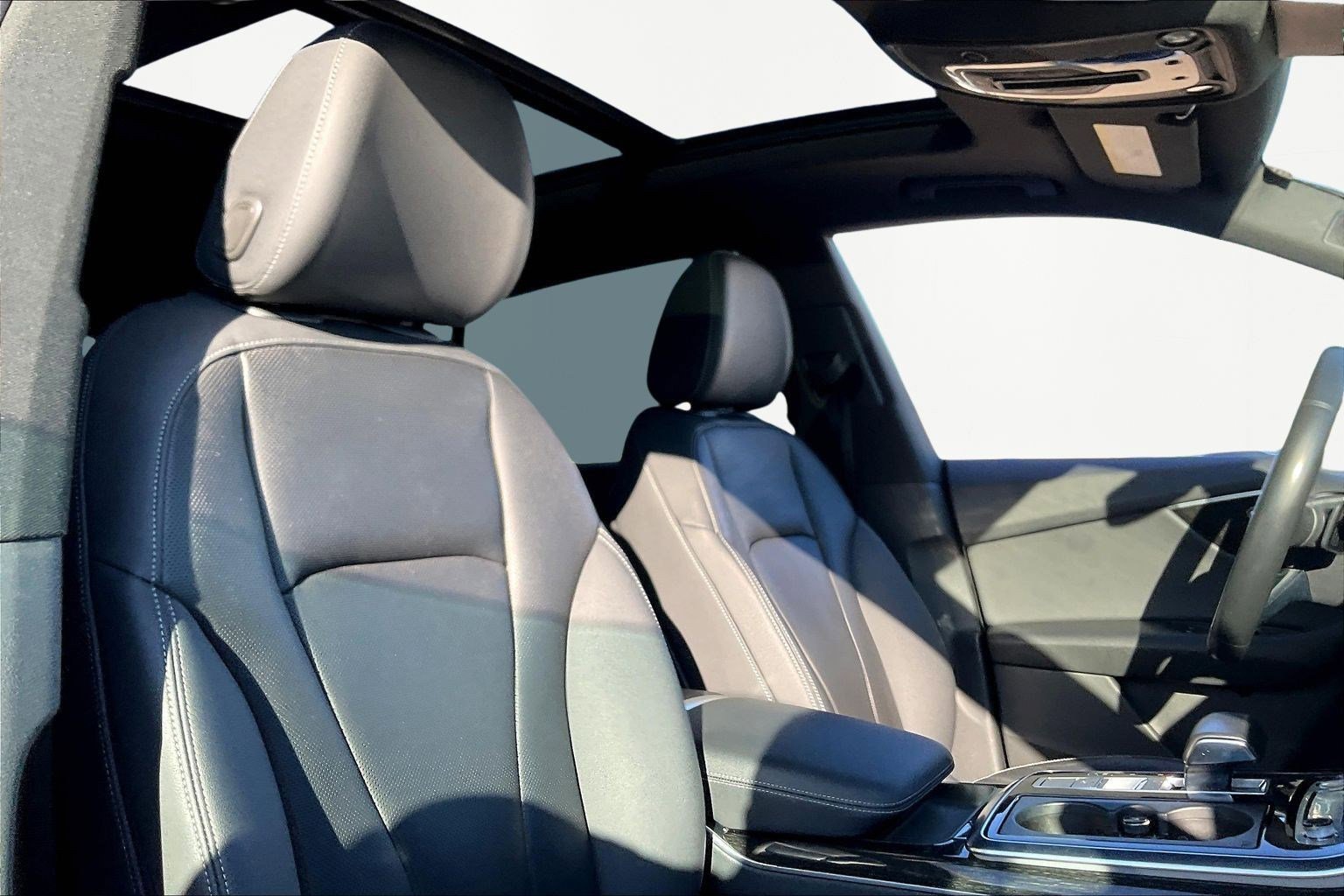 Used 2019 Audi Q8 Prestige image 31