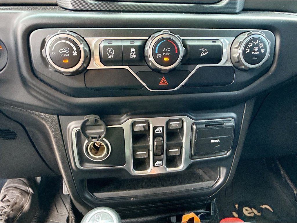 Used 2019 Jeep Wrangler Unlimited Sport S AWD/4WD image 15