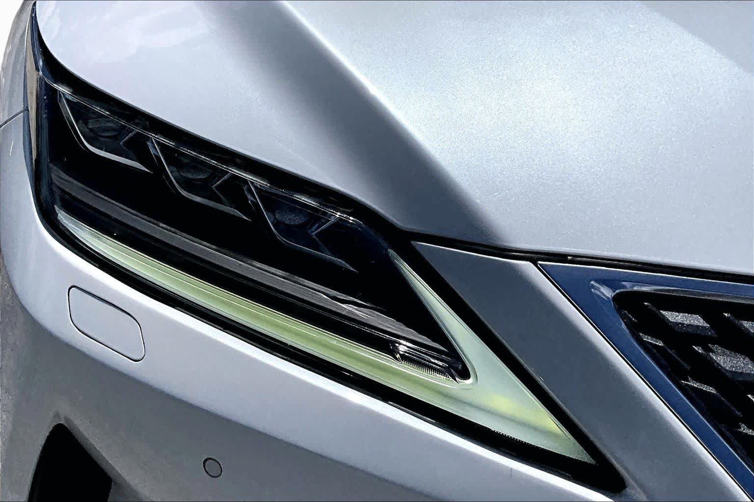 Used 2022 Lexus RX 450h AWD w/ Luxury Package image 28