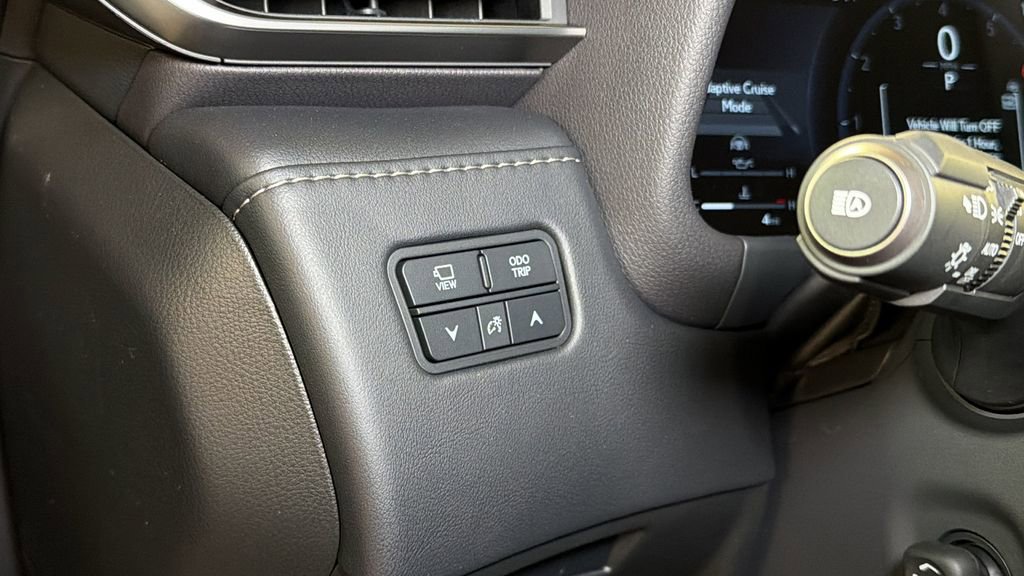 New 2026 Lexus LX 700h Luxury image 30