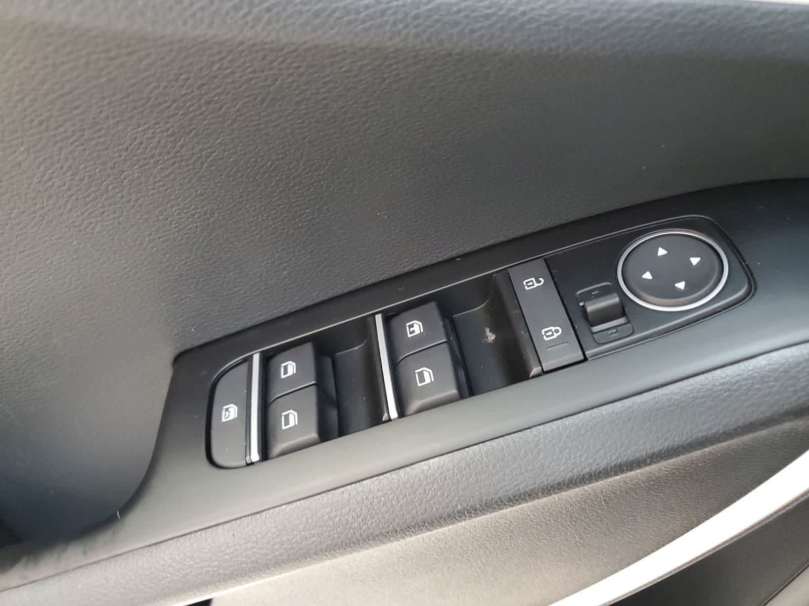 Used 2024 Kia Soul GT-Line FWD image 16