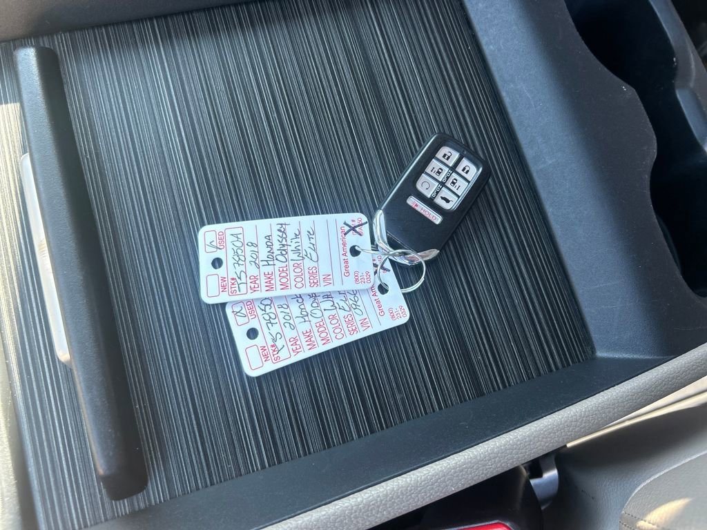 Used 2018 Honda Odyssey Elite image 32