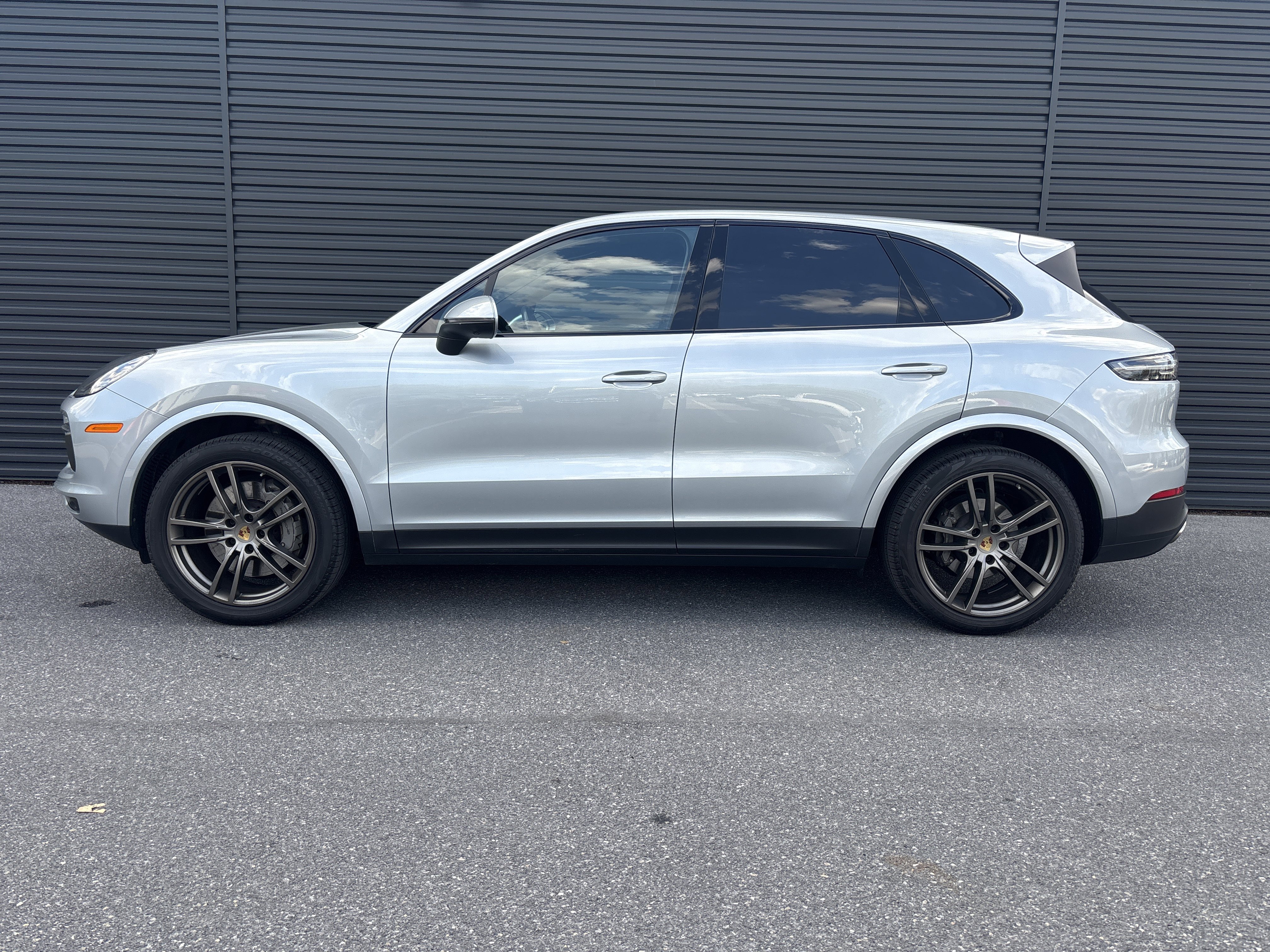 Certified 2021 Porsche Cayenne S image 2