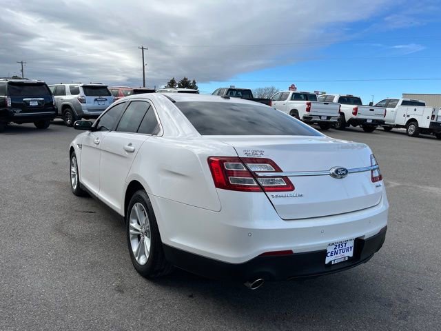 Used 2019 Ford Taurus SEL w/ Equipment Group 201A FWD image 9