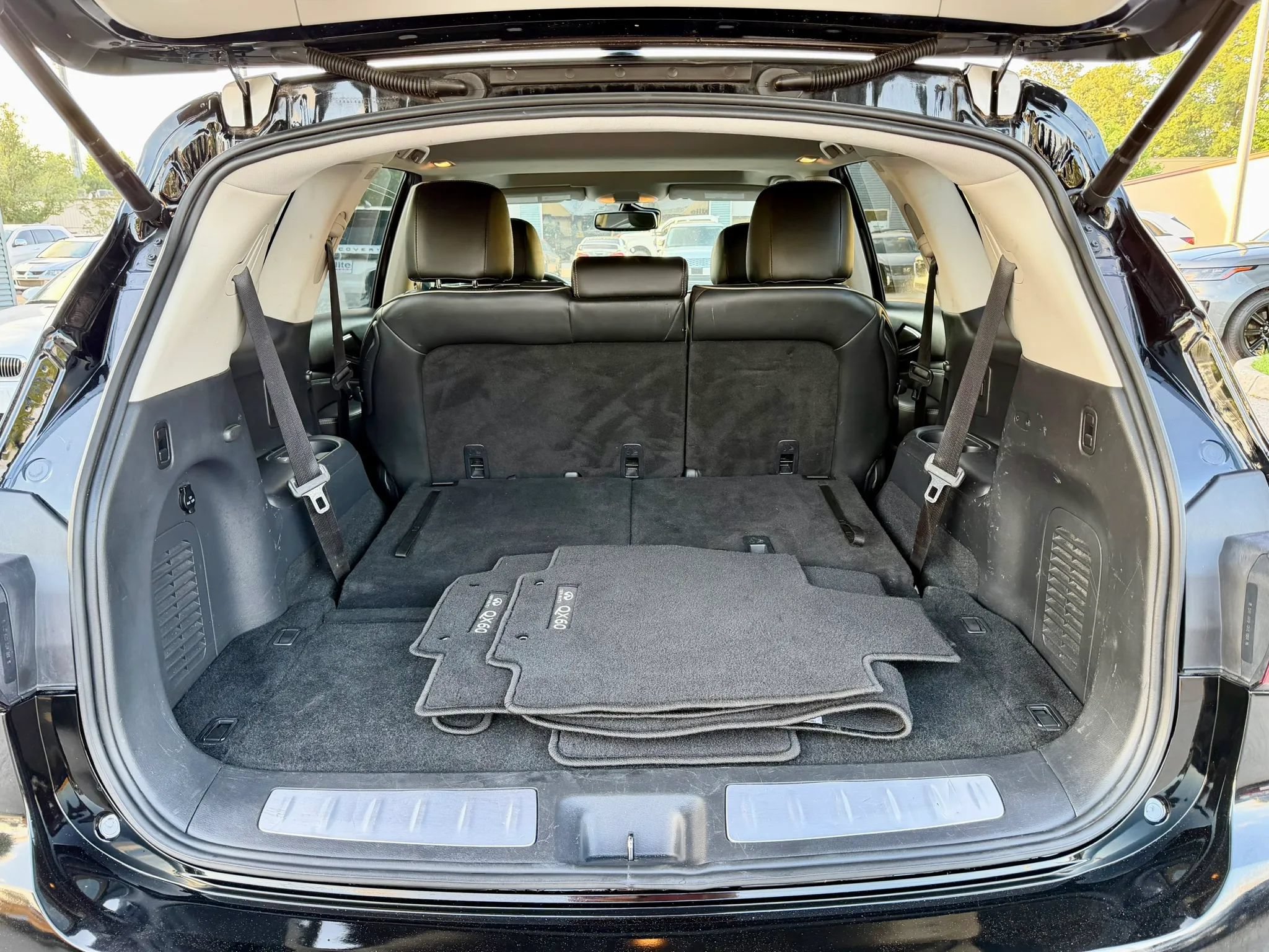 Used 2020 INFINITI QX60 Luxe AWD/4WD image 13