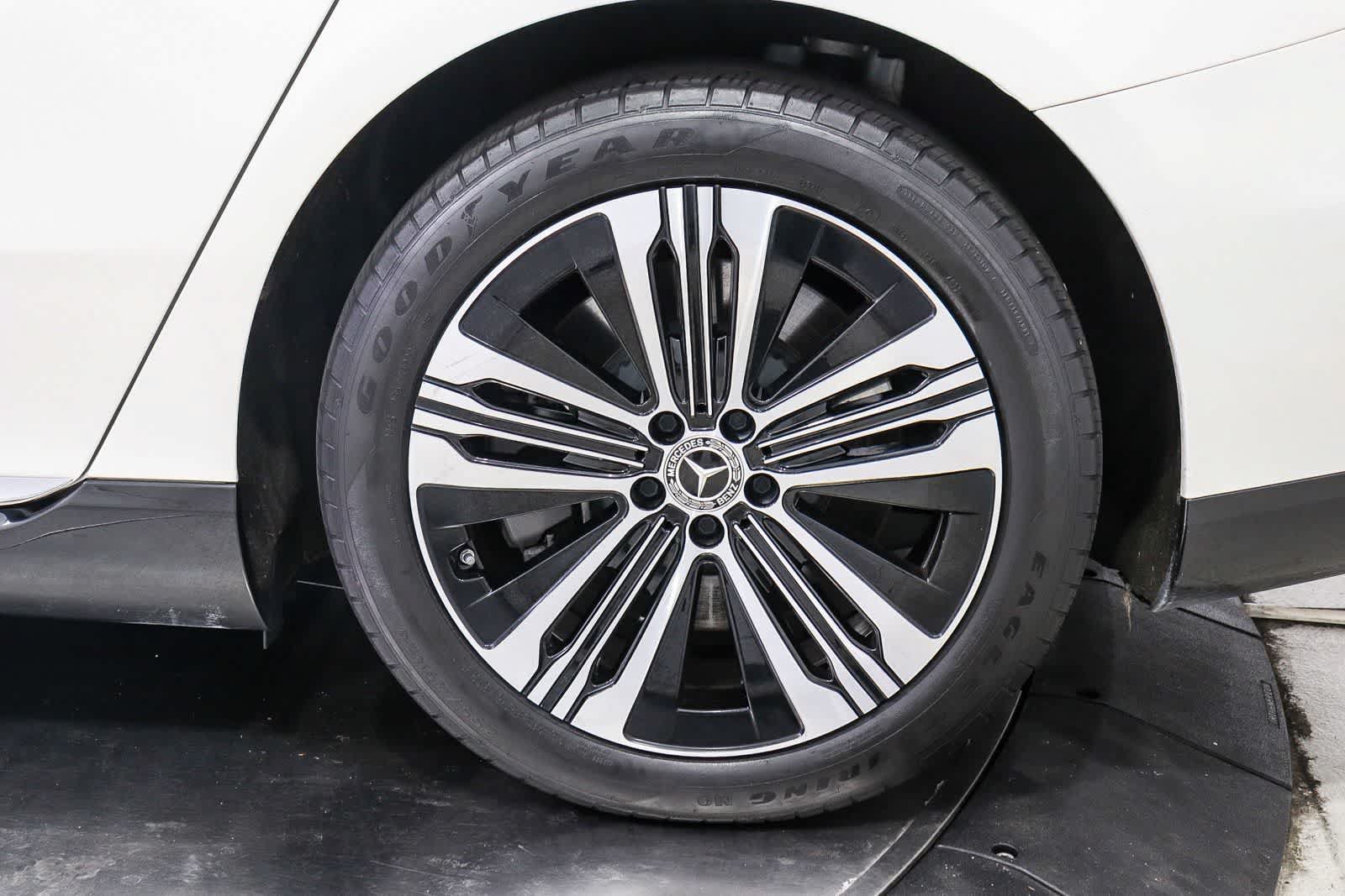 Certified 2023 Mercedes-Benz EQS 450+ 4MATIC Sedan image 10