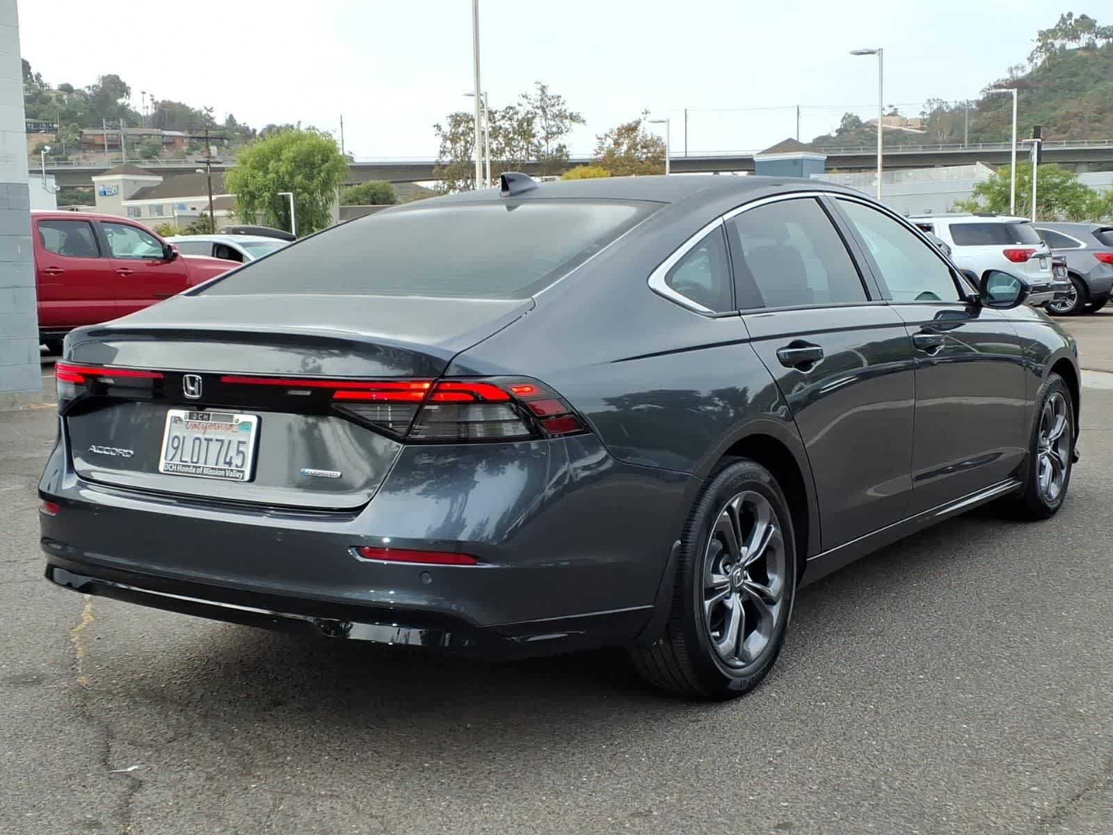 Used 2024 Honda Accord EX-L image 4