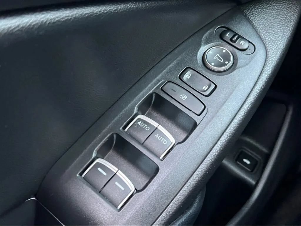 Used 2018 Honda Accord EX-L image 47