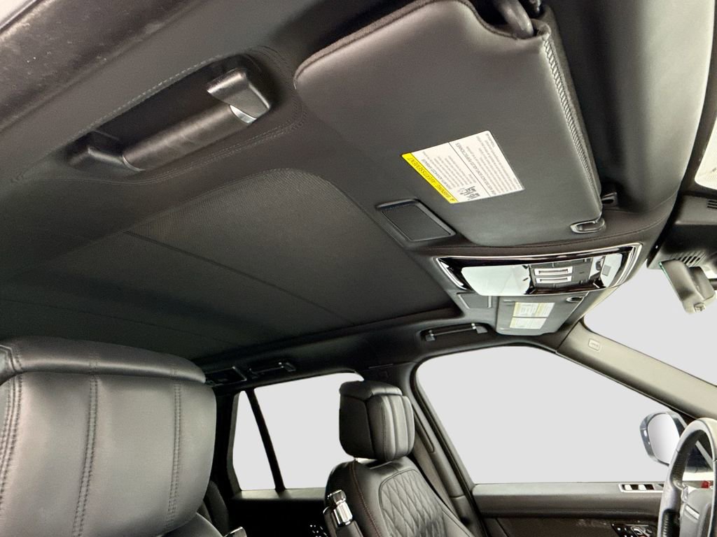 Used 2021 Land Rover Range Rover SV Autobiography Dynamic image 17