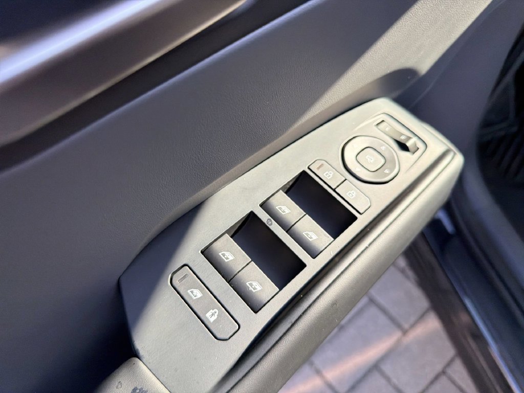 New 2026 Kia EV9 Wind AWD/4WD image 17